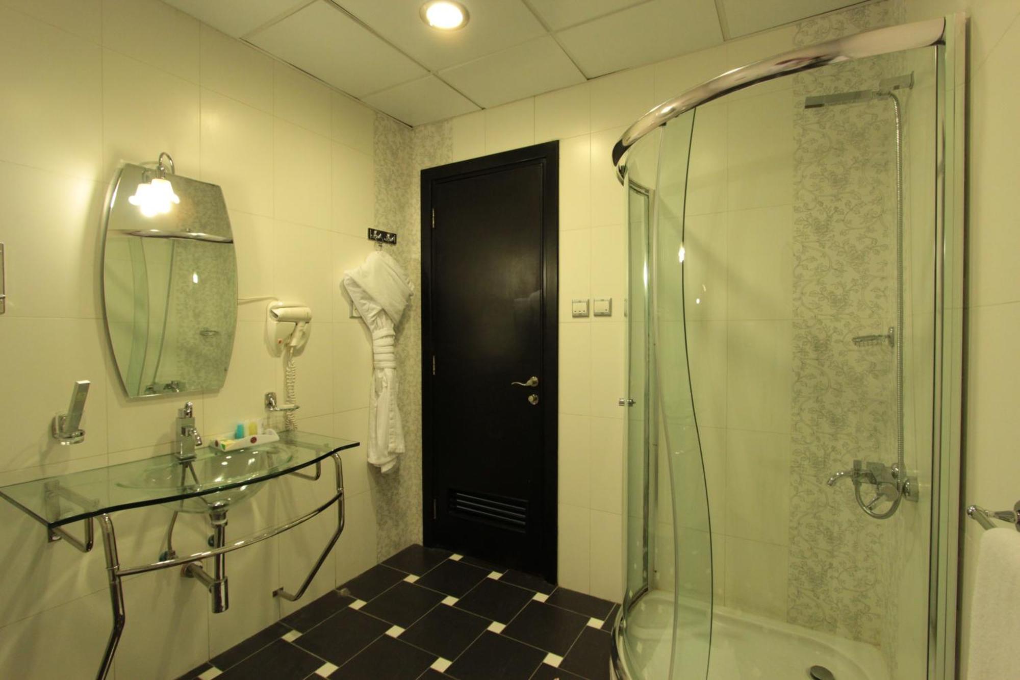Awaliv International Hotel Таиф Номер фото