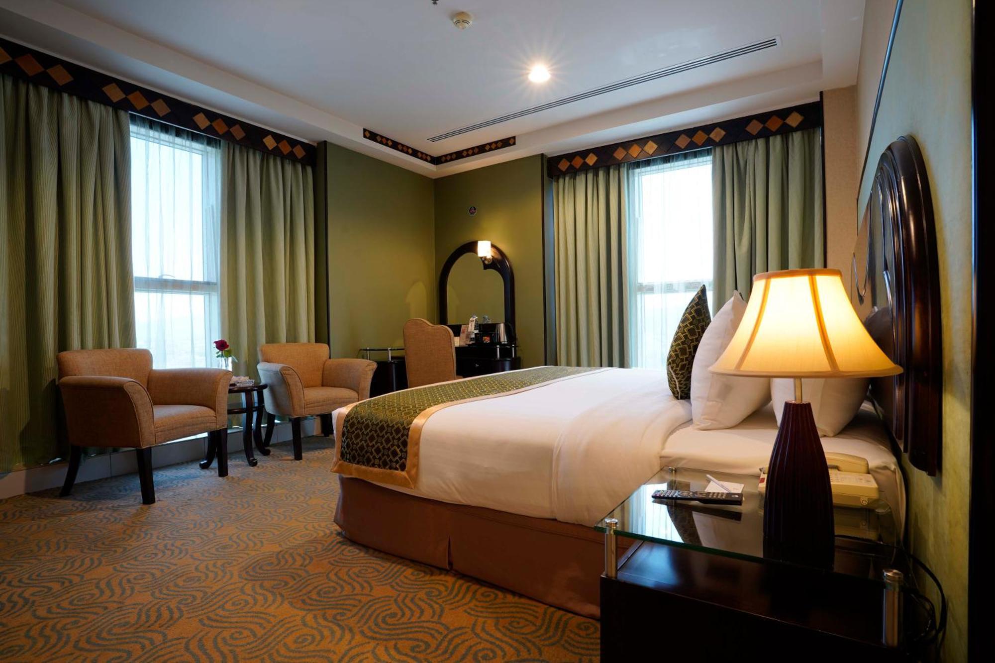 Awaliv International Hotel Таиф Номер фото A bedroom at the hotel